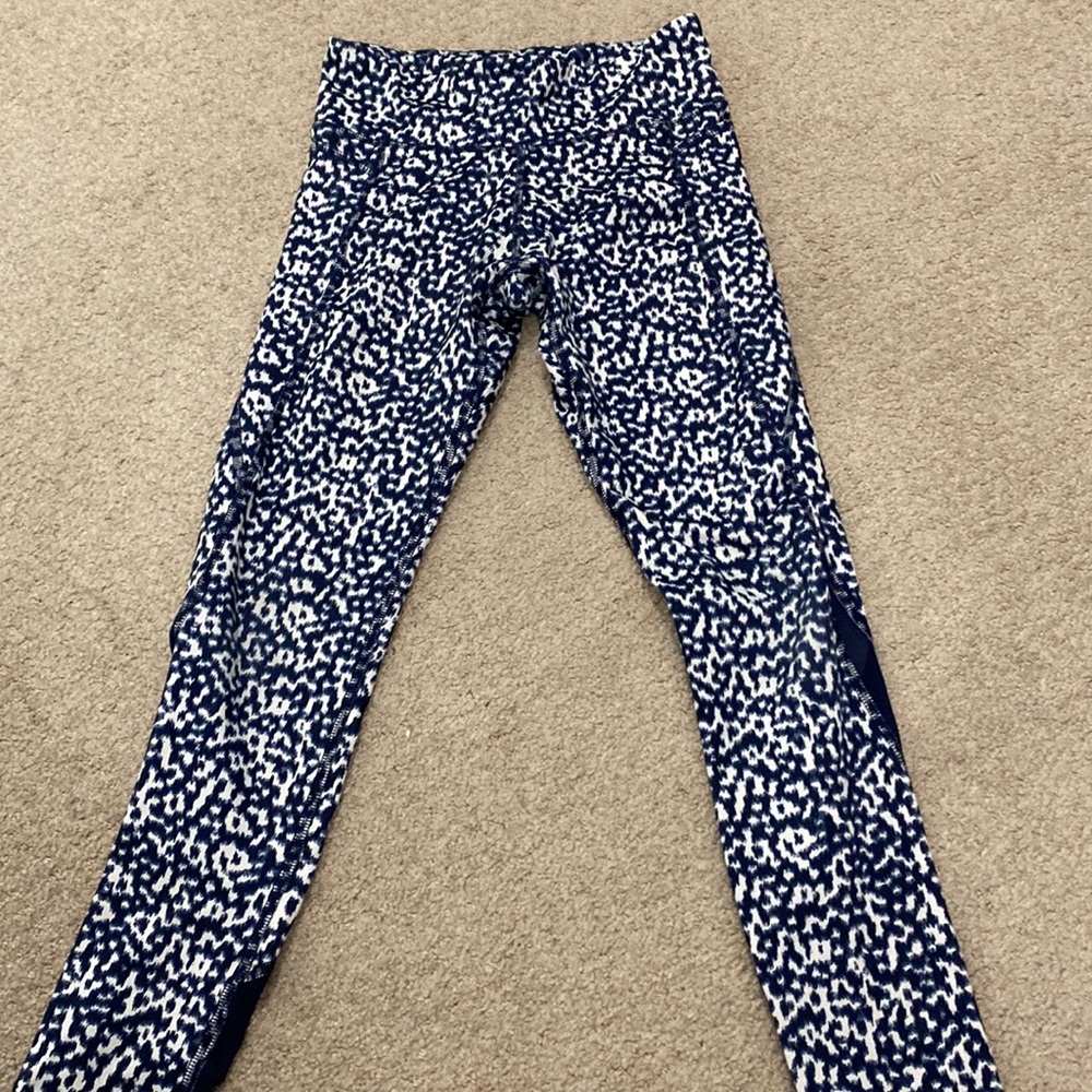 Girls- old navy cheetah print leggings